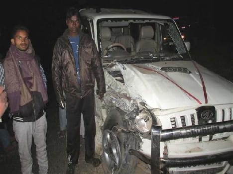 Two cars clashed , killing one